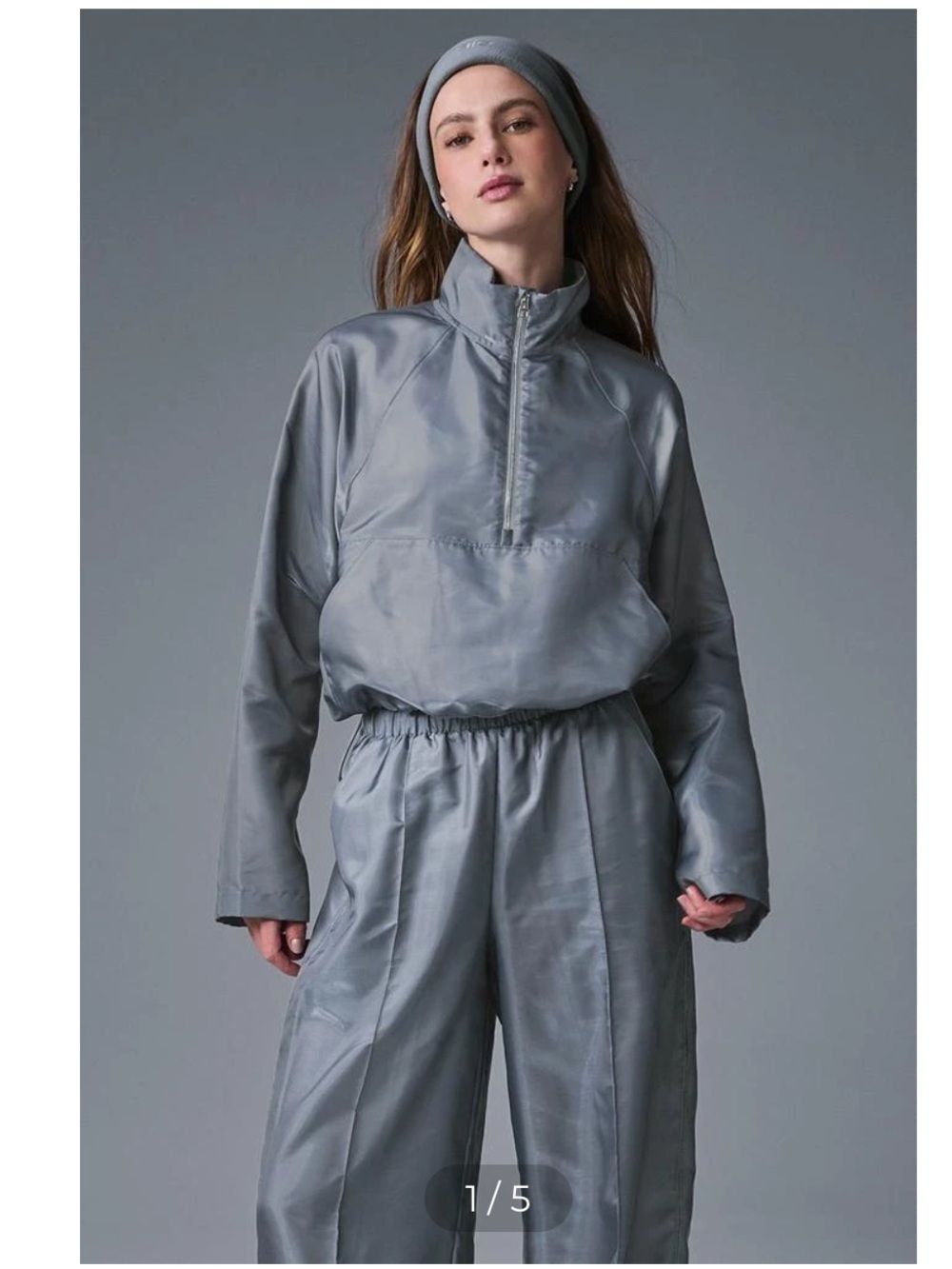Alo
Women’s Cropped Afterglow Pullover - Steel Grey 2-piece set